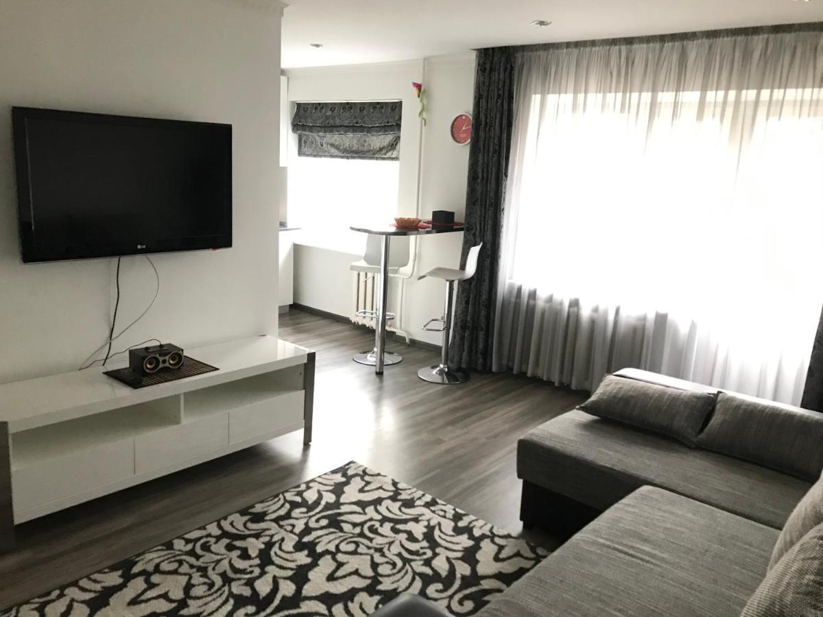 Fine Apartment Jelgava Ngoại thất bức ảnh