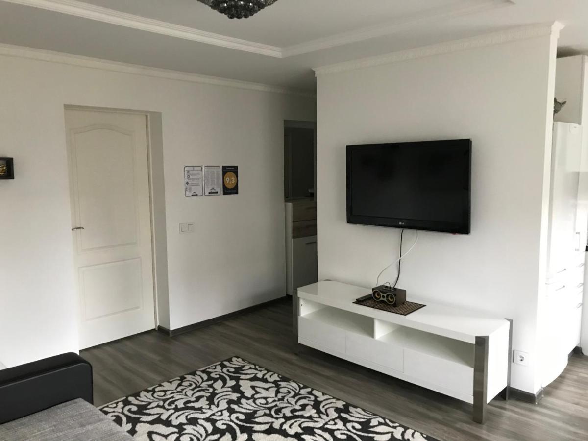 Fine Apartment Jelgava Ngoại thất bức ảnh