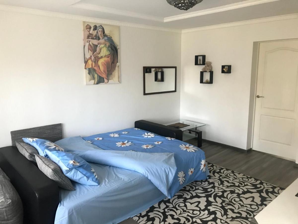 Fine Apartment Jelgava Ngoại thất bức ảnh