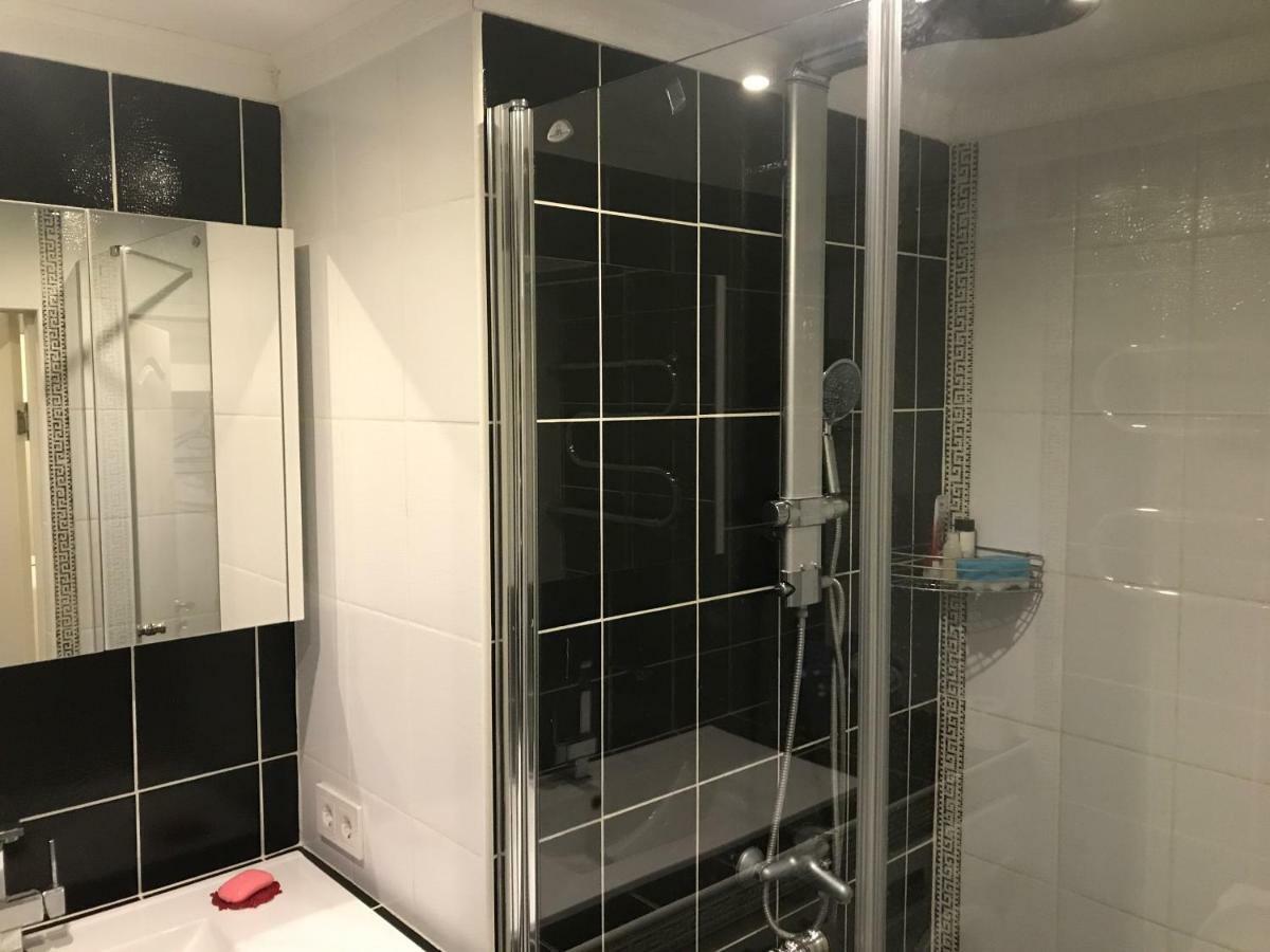 Fine Apartment Jelgava Ngoại thất bức ảnh
